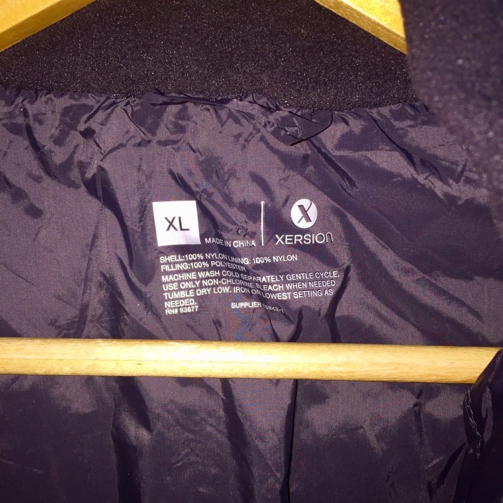 Reserve for Christi Black Midweight Puffer Jacket - Picture 5 of 7